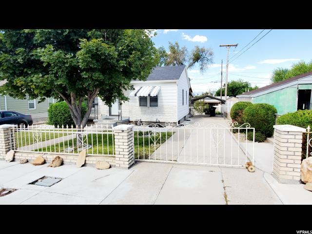 3273 Katherine Dr - Photo 1