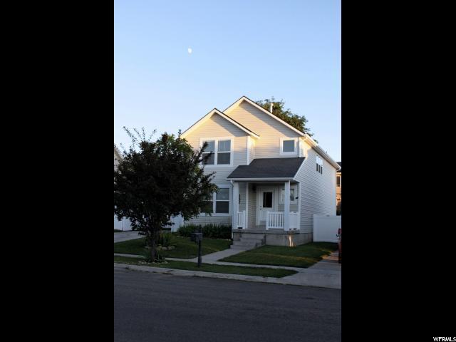157 1530 - Photo 1