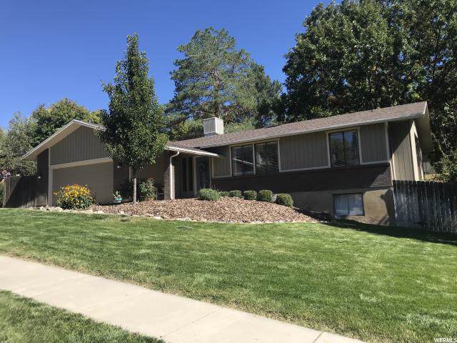 5702 Maplewood Dr - Photo 1