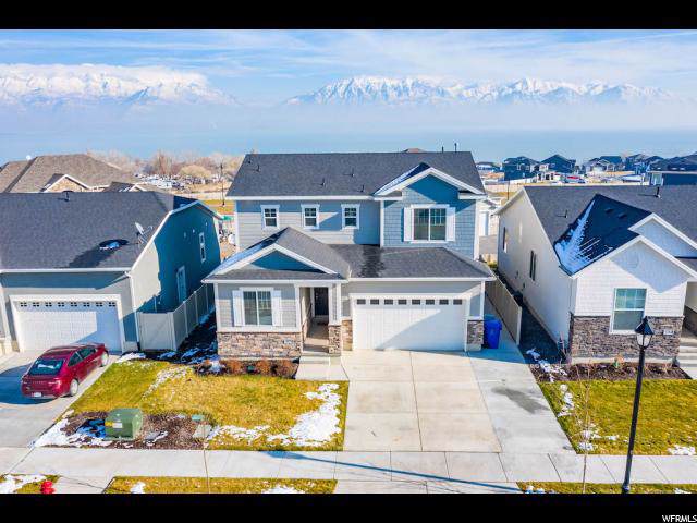 3276 Hawk Dr - Photo 1