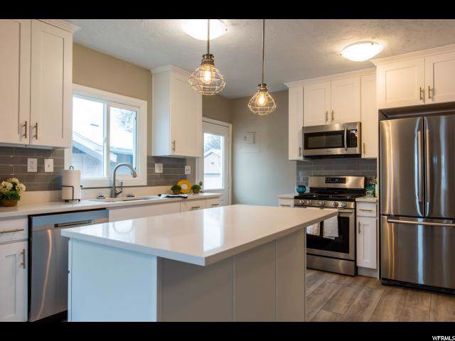 2516 Dearborn St - Photo 1