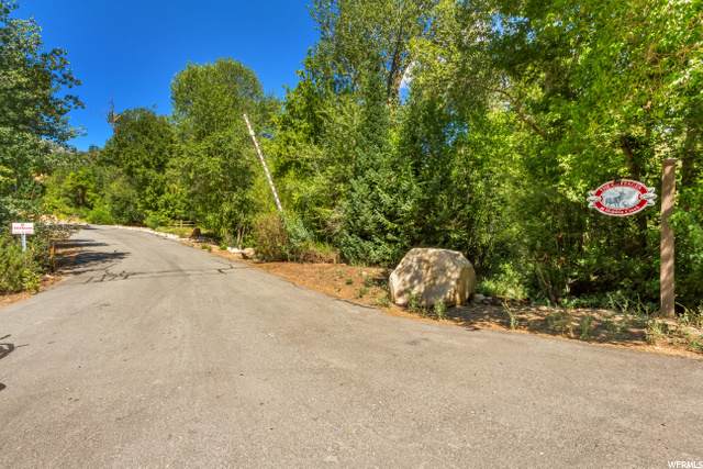 Meadow Dr - Photo 1
