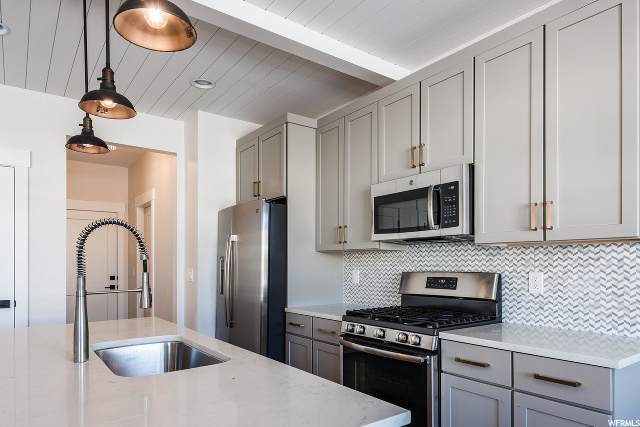 1108 Wasatch Springs Rd - Photo 1