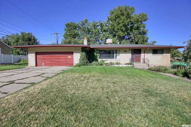 3575 Iowa - Photo 1