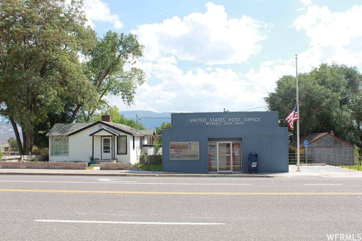 60 Main St - Photo 1