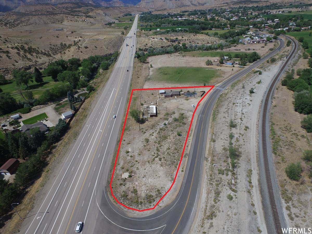 3277 Spring Glen Rd - Photo 1