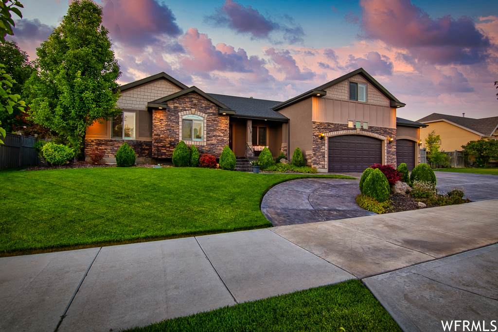 2139 Lone Tree Pkwy - Photo 1