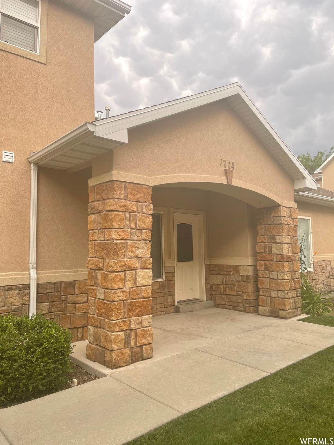 7224 Brittany Park Ave - Photo 1