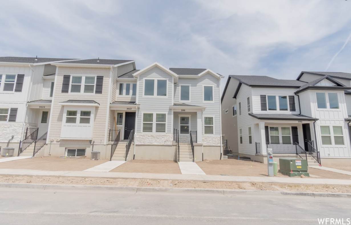3916 Hardman Way - Photo 1