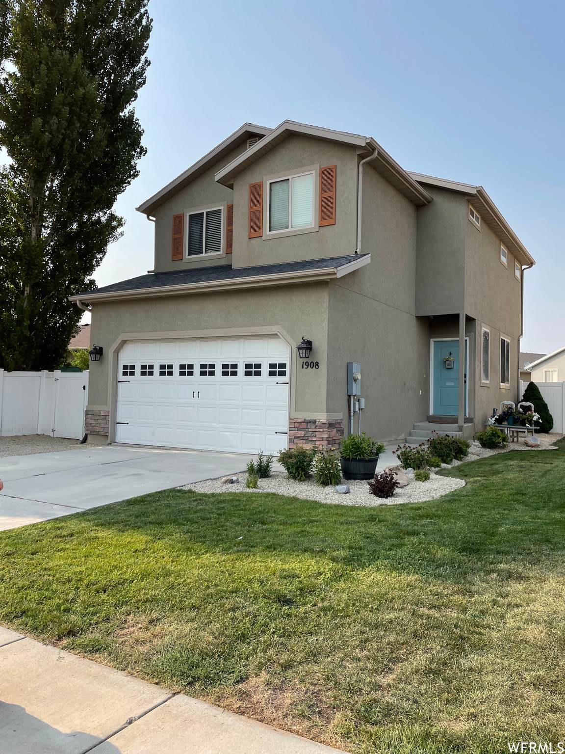 1908 Pointe Meadow Loop - Photo 1