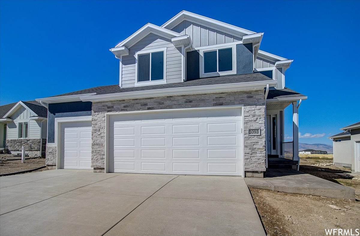 1093 Providence Way - Photo 1