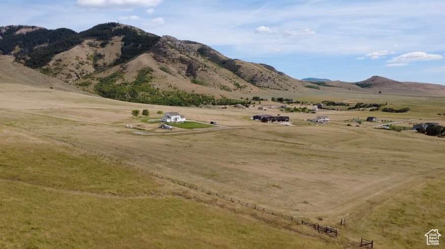 6650 Country Ests - Photo 1