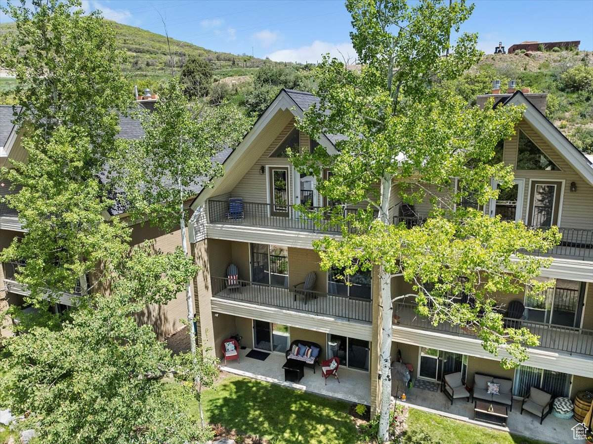 435 Aspen Dr - Photo 1