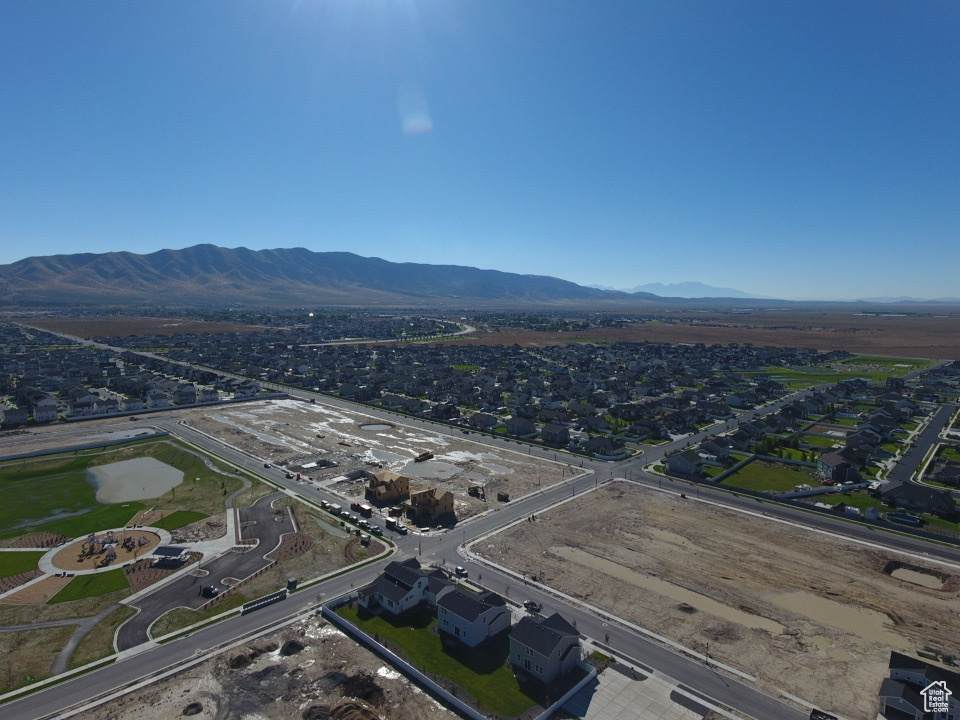 401 Aviator Ave - Photo 1