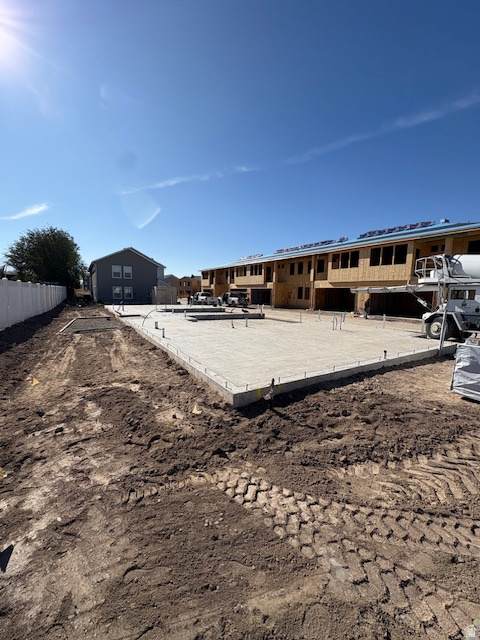 731 Harrison Dr - Photo 1