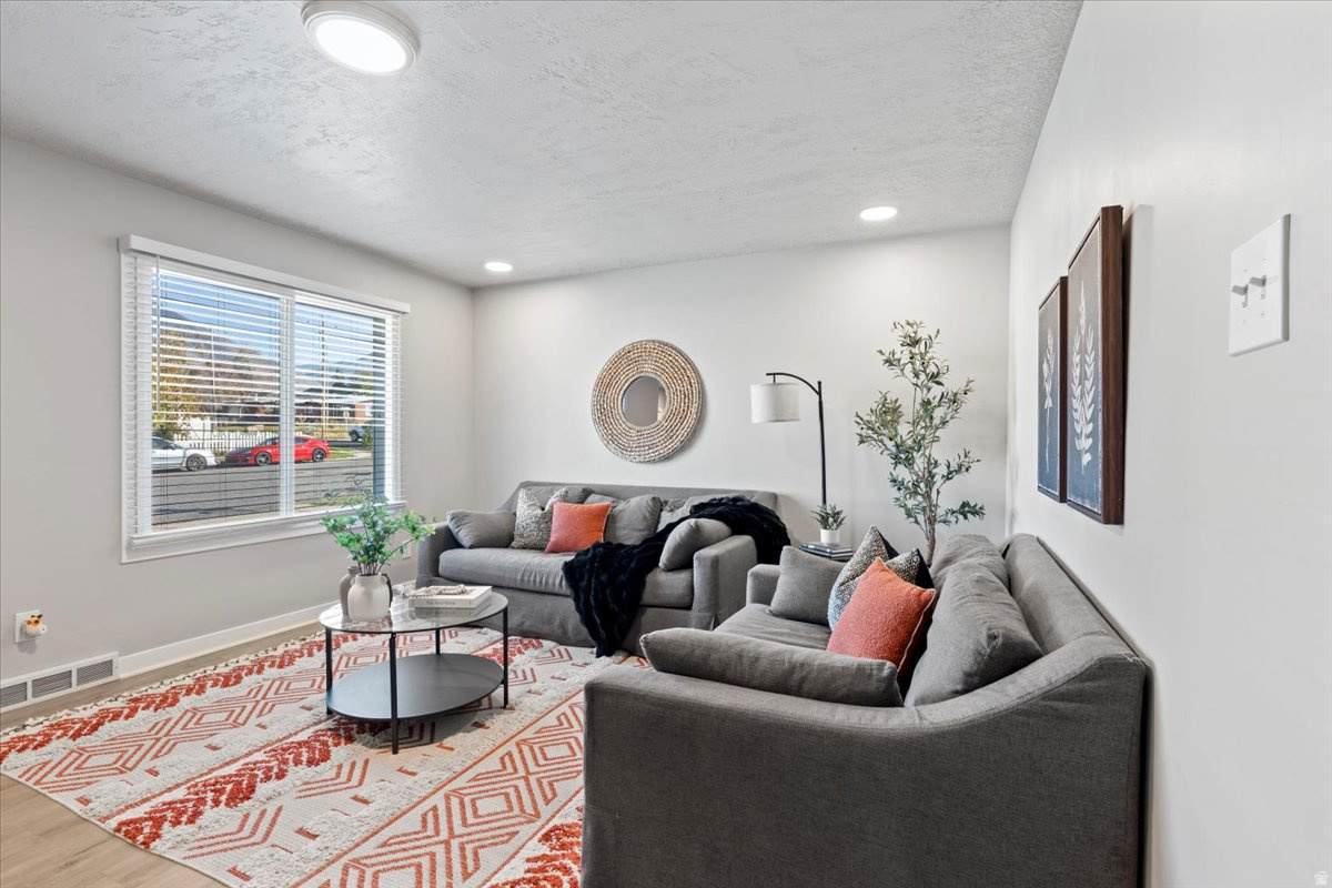 413 Parkway Ave - Photo 1