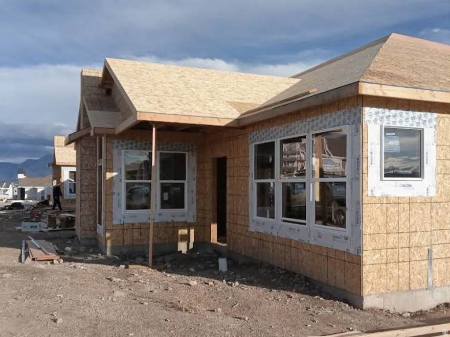 1481 Saratoga View Ln - Photo 1