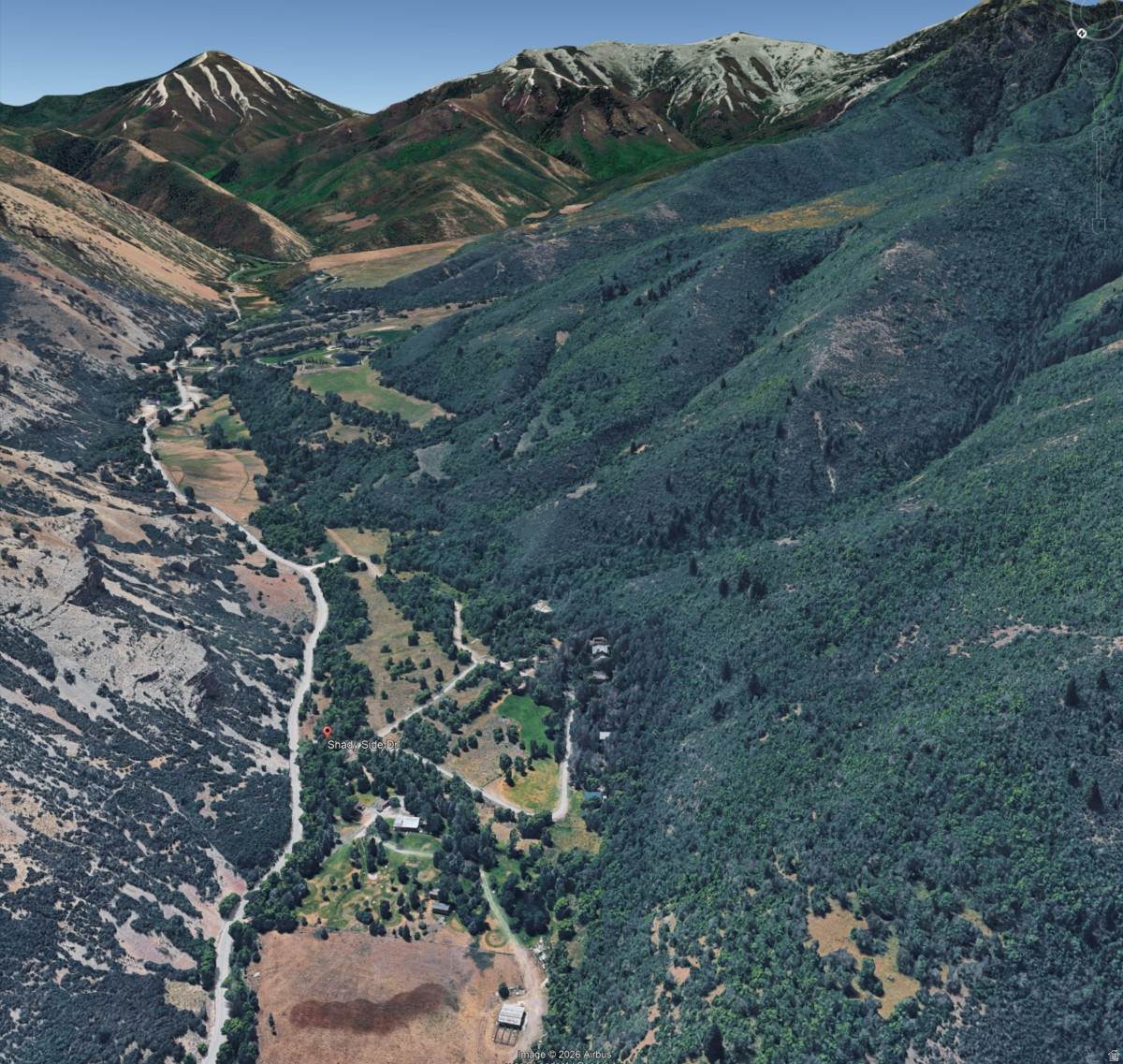  Address Not Published - Photo 1