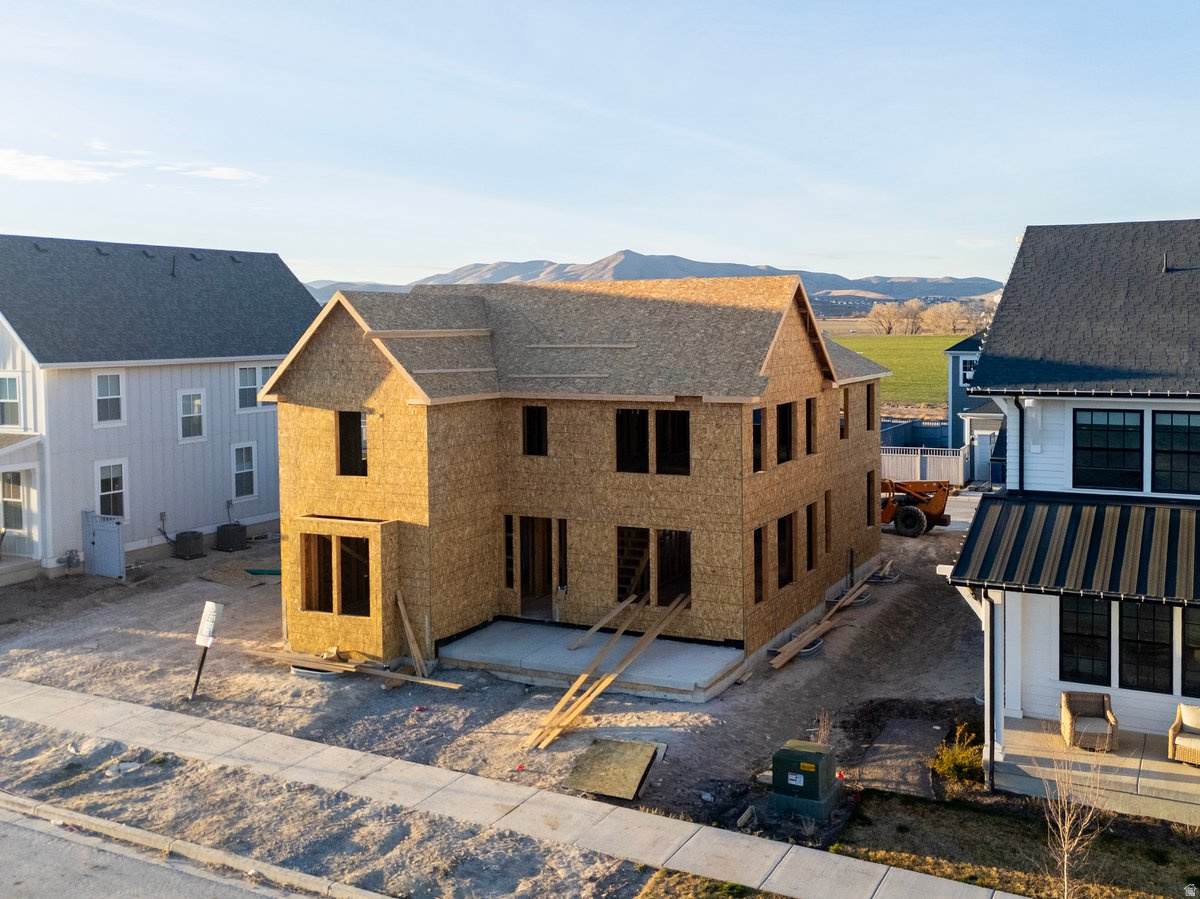 858 Caroline Dr - Photo 1