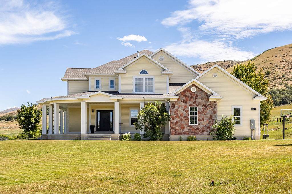 2307 Maple Leaf Dr - Photo 1