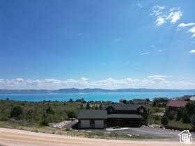 795 Hickock Dr - Photo 1