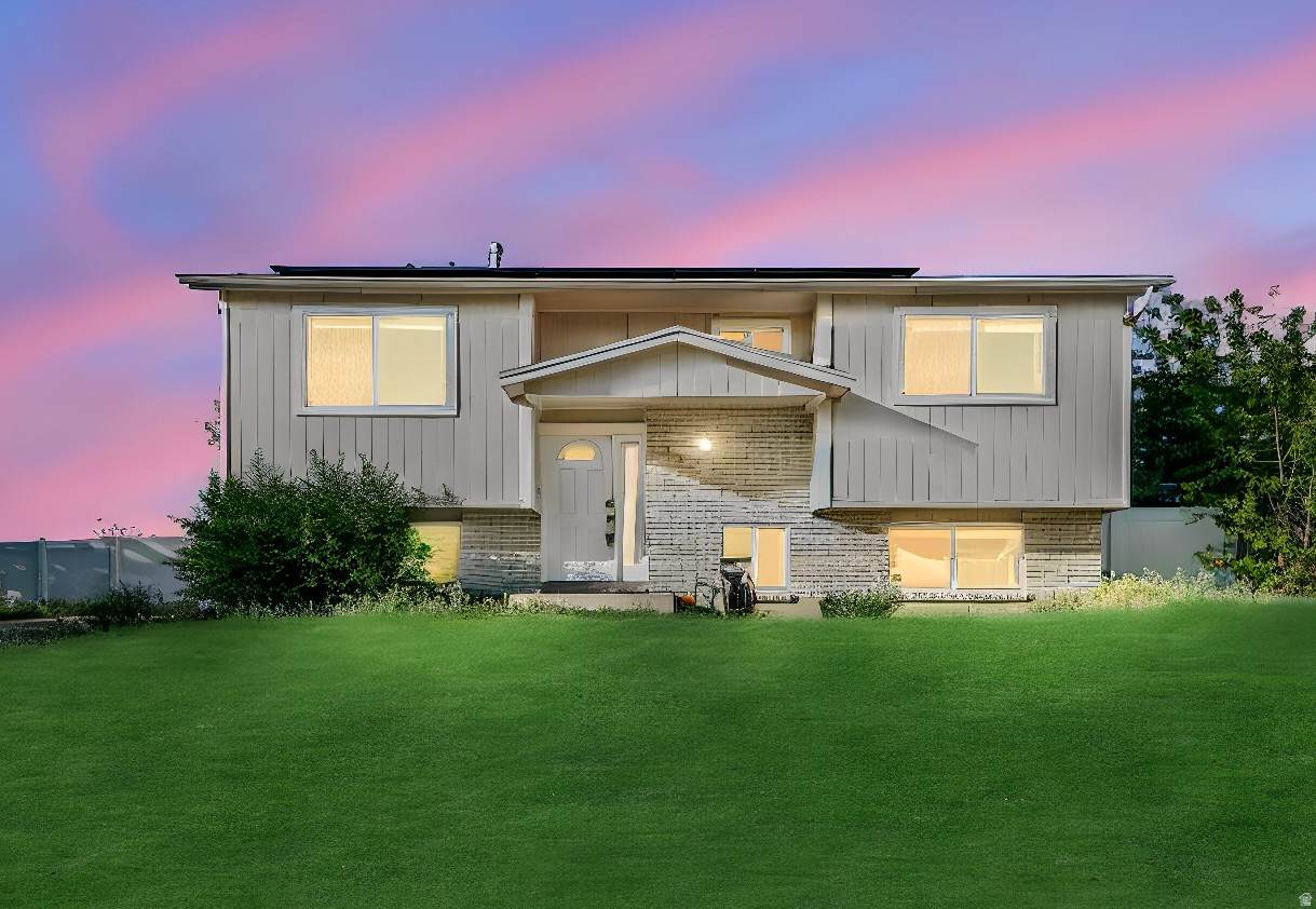 4987 Heath Ave - Photo 1