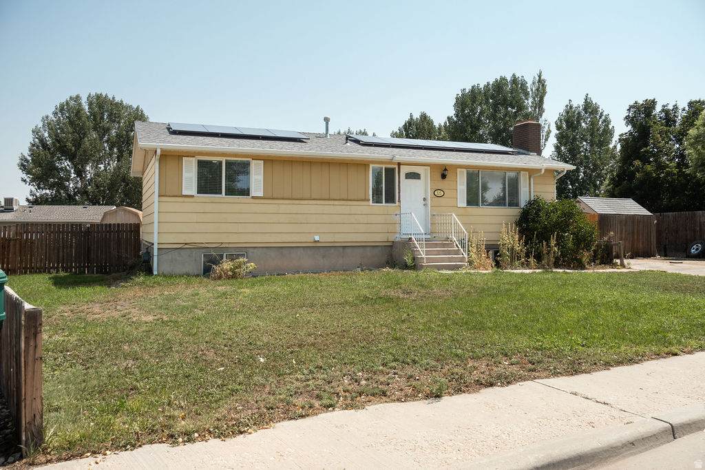 325 800 - Photo 1