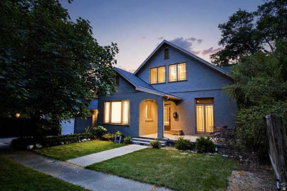 121 T St - Photo 1