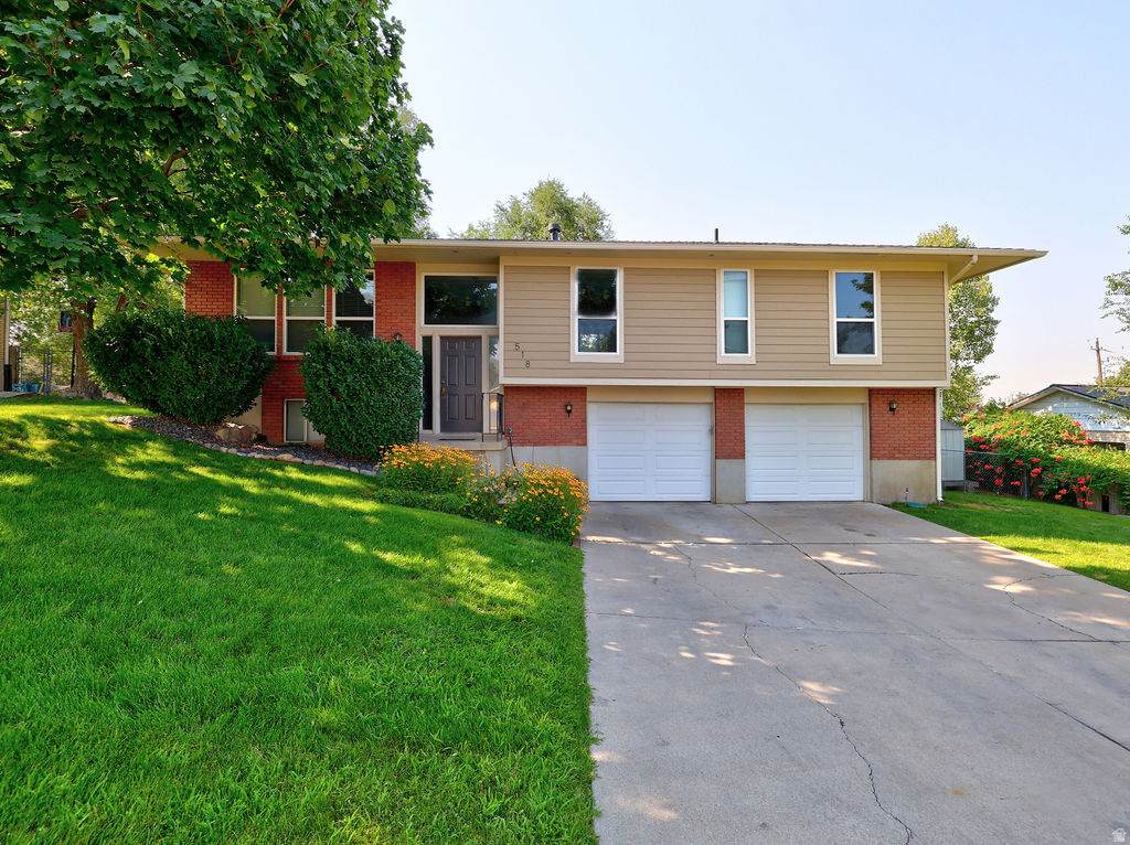 518 Aspen Way - Photo 1
