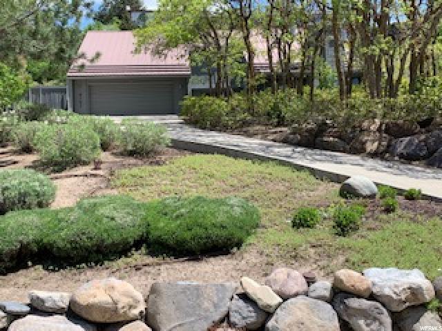 8707 Hidden Oaks Dr - Photo 1
