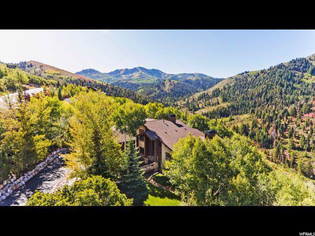 7132 Canyon Dr - Photo 1