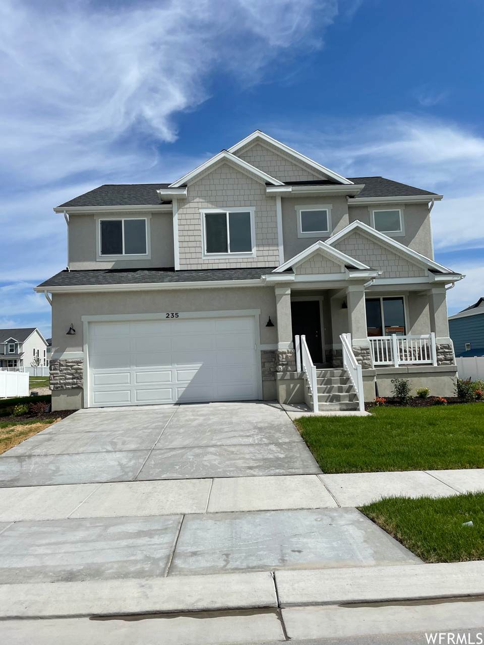 235 Bruin Dr - Photo 1
