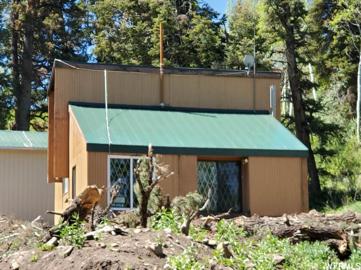 2300 Navajo Rd - Photo 1