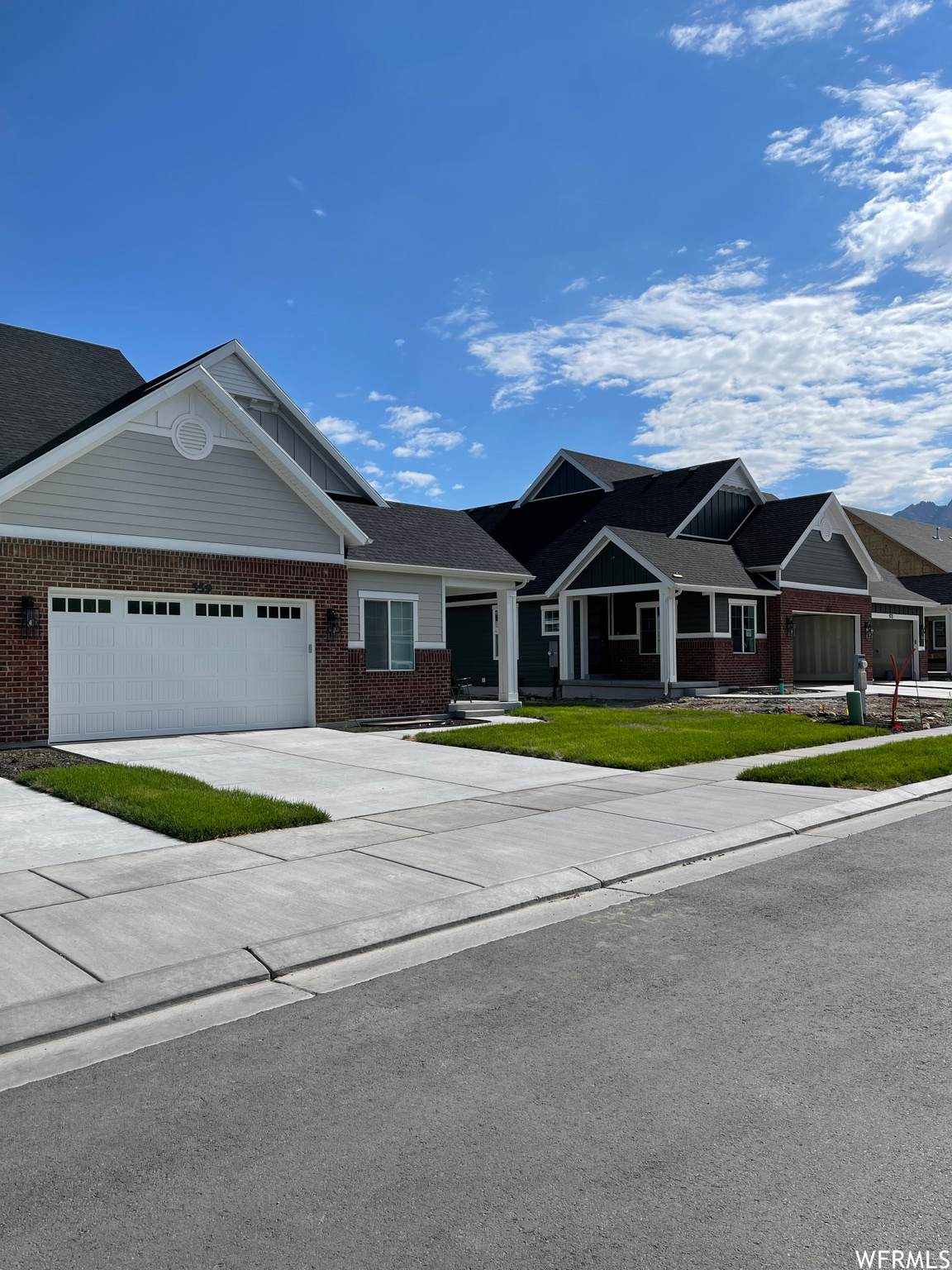 592 Fashion Creek Ct - Photo 1
