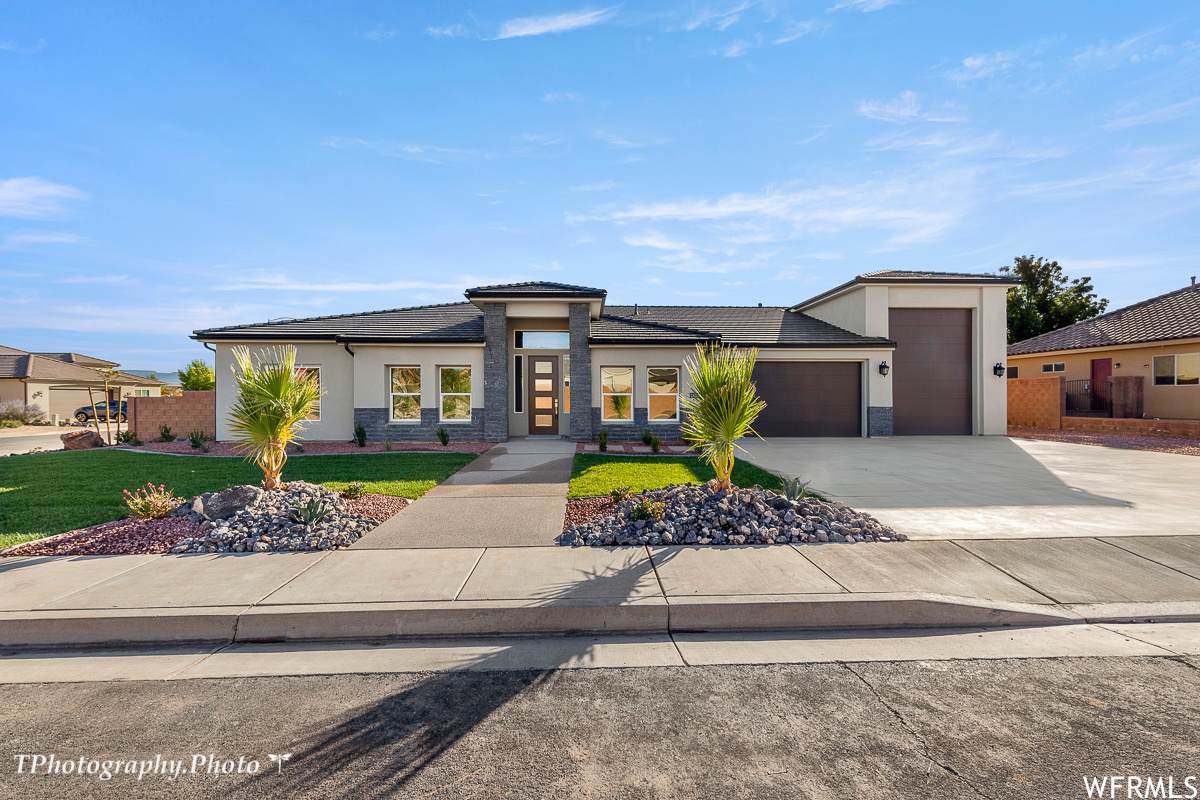 2455 Martin St - Photo 1