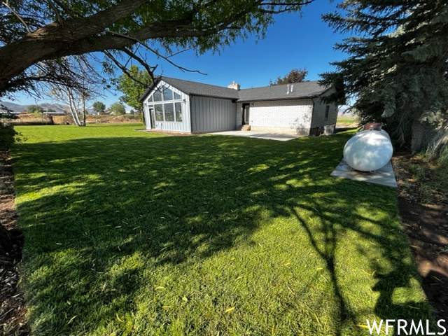 590 Main St - Photo 1