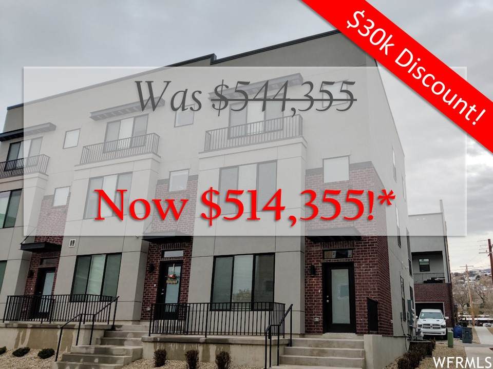 25 Center St - Photo 1