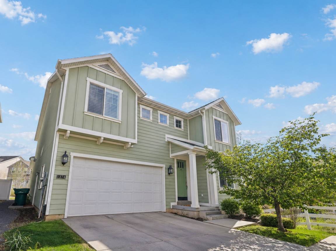 1374 Primrose Ct - Photo 1
