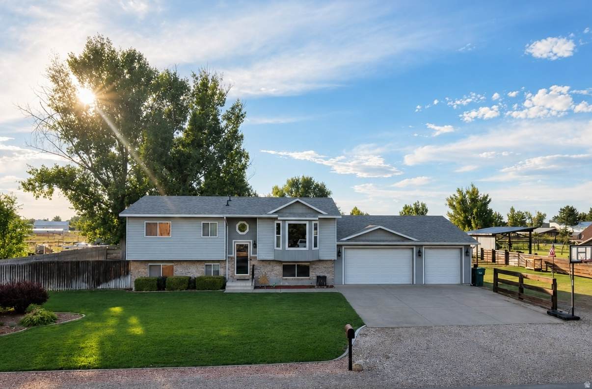3943 White Rail Ln - Photo 1
