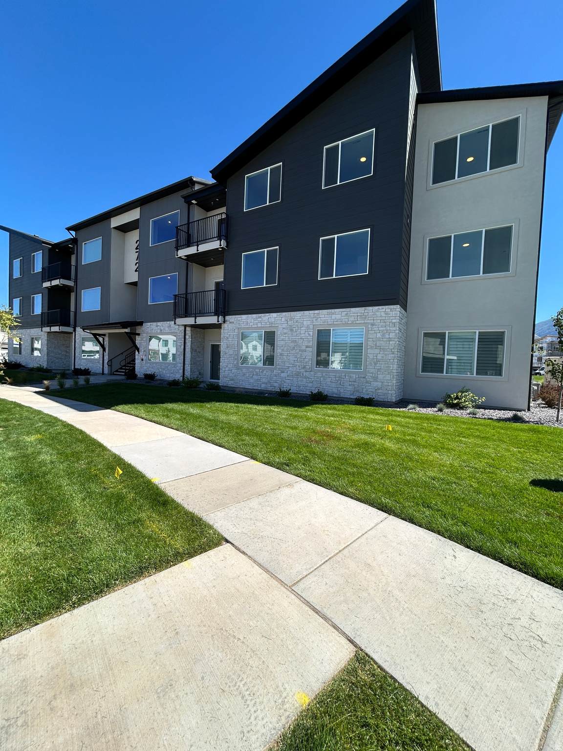 272 850 - Photo 1