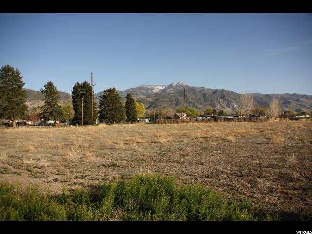 370 300 - Photo 1