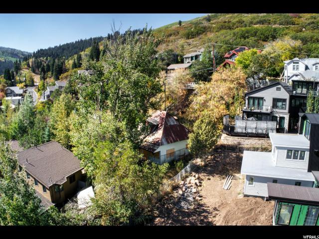 115 Sampson Ave - Photo 1