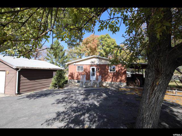 527 11400 - Photo 1
