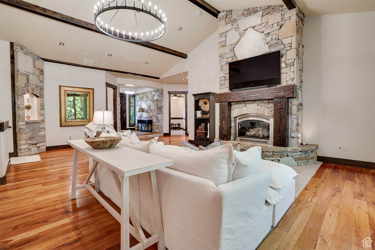 1307 Dutch Highland Dr - Photo 1