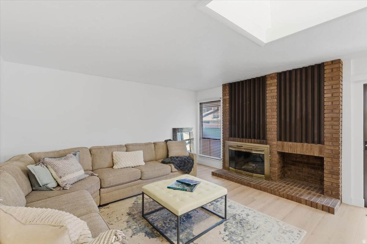 3373 Honeycut Rd - Photo 1