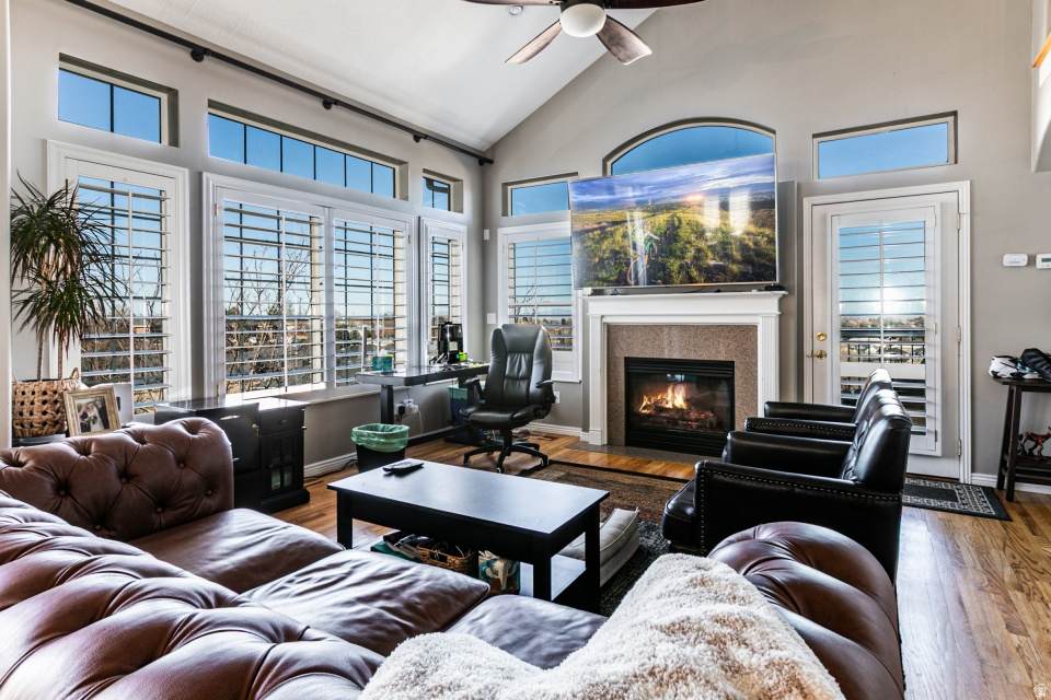 5263 Daybreak Dr - Photo 1