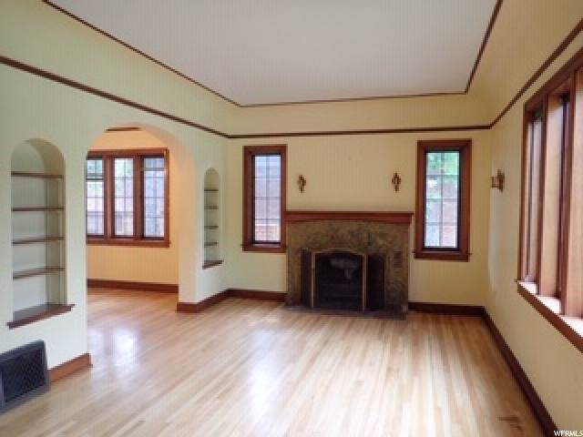 1632 Princeton Ave - Photo 1