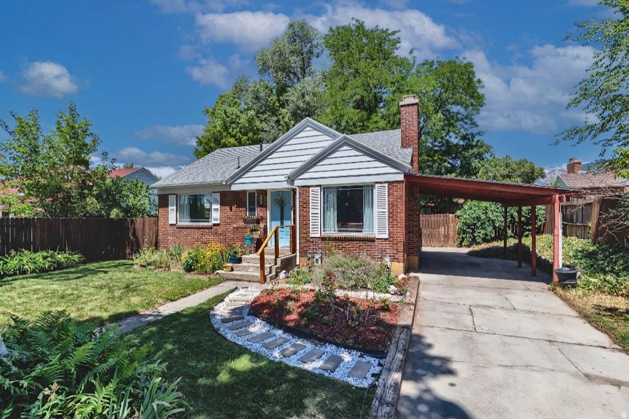 1256 31ST - Photo 1