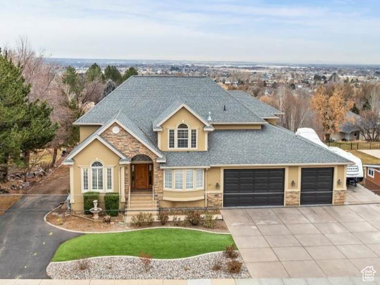 145 Lomond View Dr - Photo 1