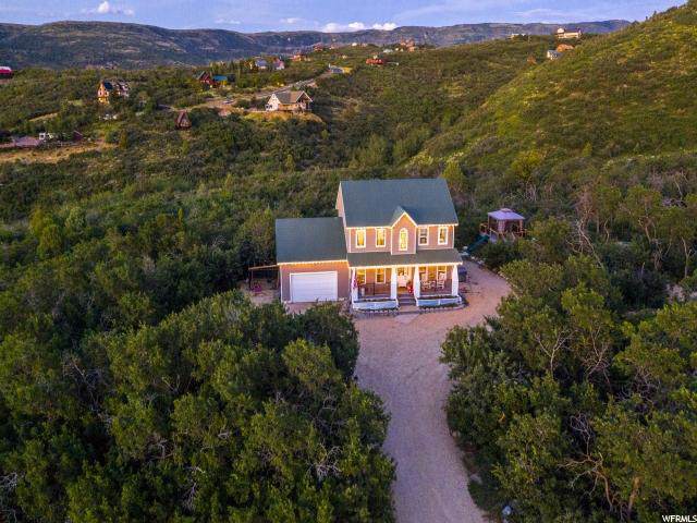 1733 Cottonwood Ct - Photo 1